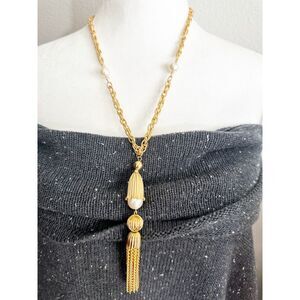 Vintage Mid-Century Gold Tone Necklace w/ Faux Pearls & Tassel Drop 22"